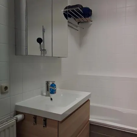 Апартаменты Helle Zwei Privatwohnung Naehe Zentrum Шердинг